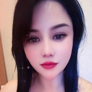 淑女の手の画像