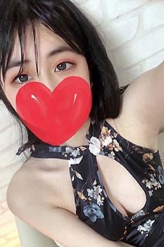 成宮ゆあの画像