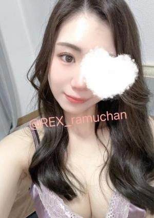 白咲らむの画像