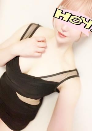 白咲 ももかの画像