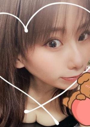 瞳（ひとみ）の画像