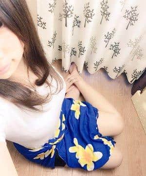 瀬名ありさの画像