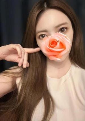 水澤かれんの画像