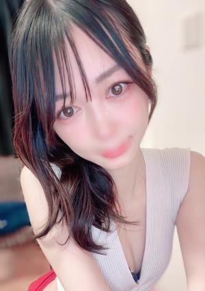 秦野くるみの画像