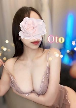 綾波おとの画像