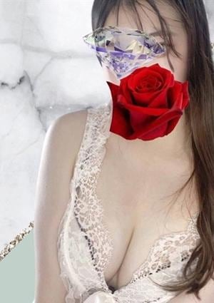 愛沢りんの画像