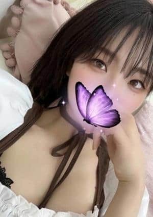 三上こはるの画像