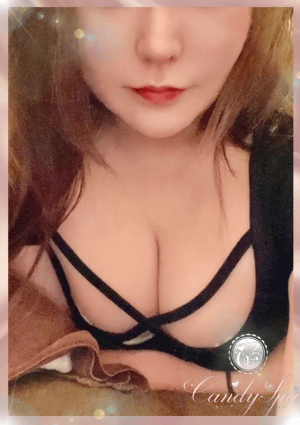 小川ゆいの画像