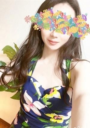 安達　くれあの画像