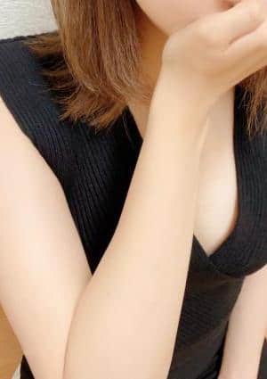 新人あきの画像