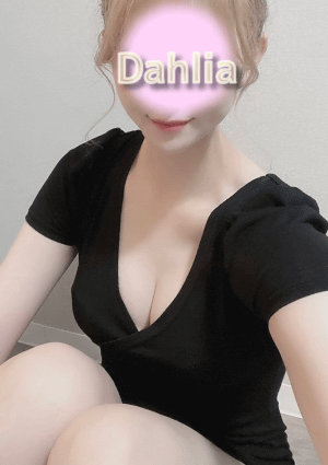 黒咲ななの画像