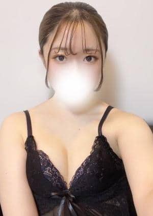 前島りのの画像