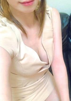 琉七 るなの画像