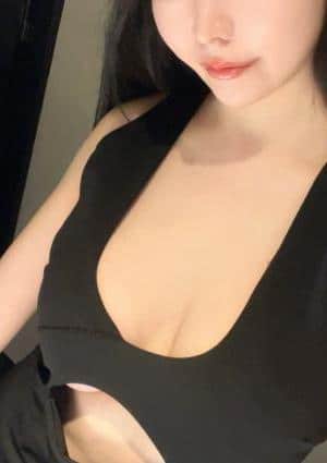 安斉りさの画像