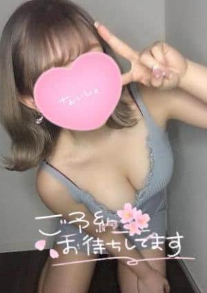 橘まりあ〜小柄な巨乳ロリの画像