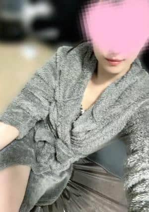 芹那SS美女の画像