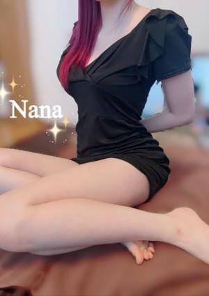 星野ななの画像