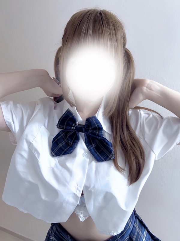 小倉こはるの画像