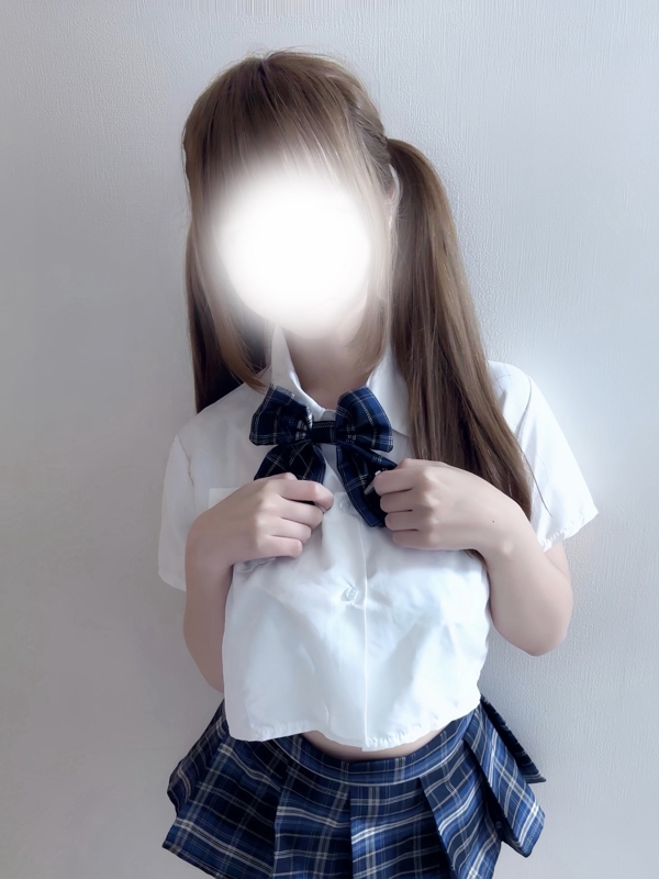 小倉こはるの画像