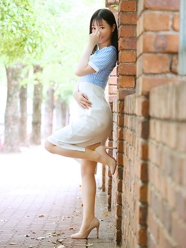 川瀬れいさ | AQUAアクアプレミアム