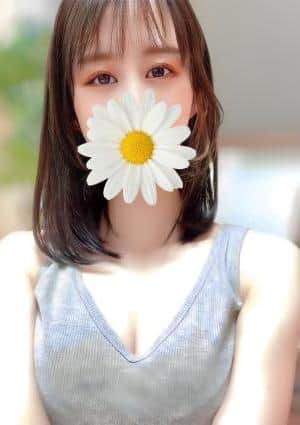 桐谷りりの画像