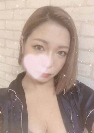 大槻かなの画像