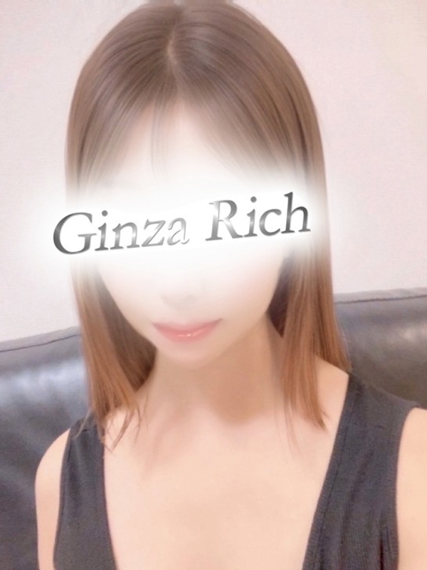 高村あやかの画像