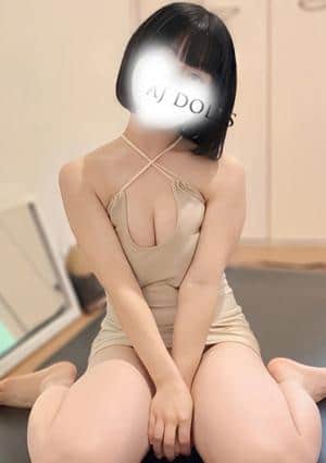 春田りくの画像