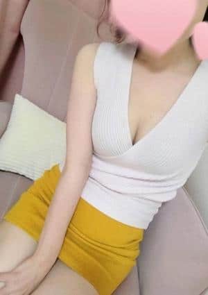 雪平さゆの画像