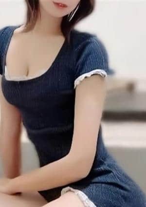 三つ葉凪の画像