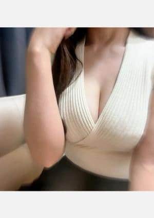 栗山みかの画像