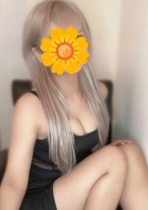 西山りかの画像