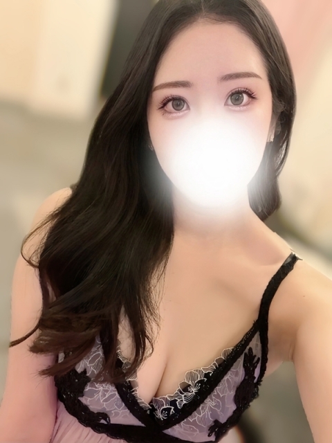 鈴原りんかの画像