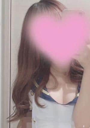 三上ゆあの画像