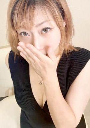 新人あゆの画像