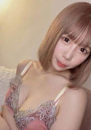 桃瀬レナの画像