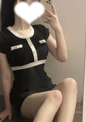 新人ななの画像