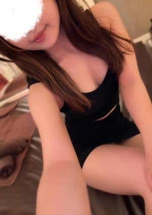 尾崎ゆいの画像