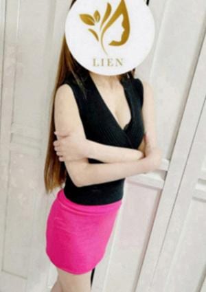 高峰りりこの画像