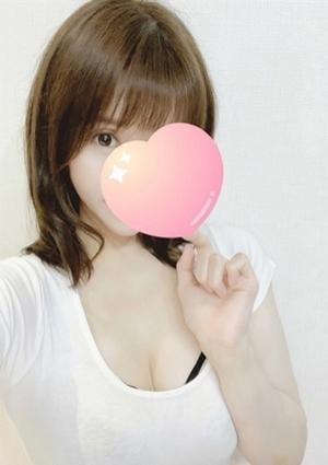 小野あいなの画像