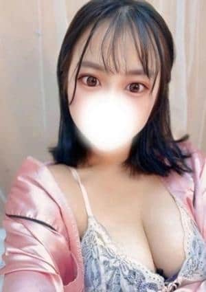 倉科めるの画像