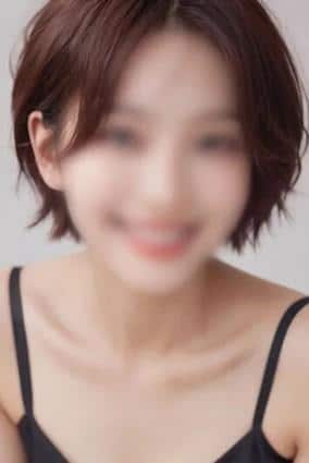 まい極生密着エロ美人の画像