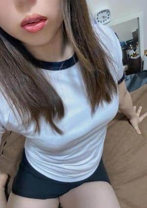 えみり 業界未経験の画像