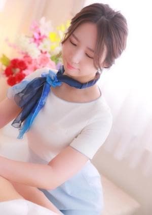 條乃あやめの画像