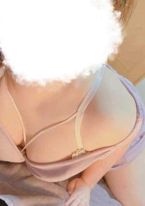 鈴城ひばりの画像