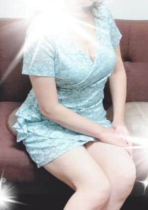 山田 もな　11/26デビューの画像