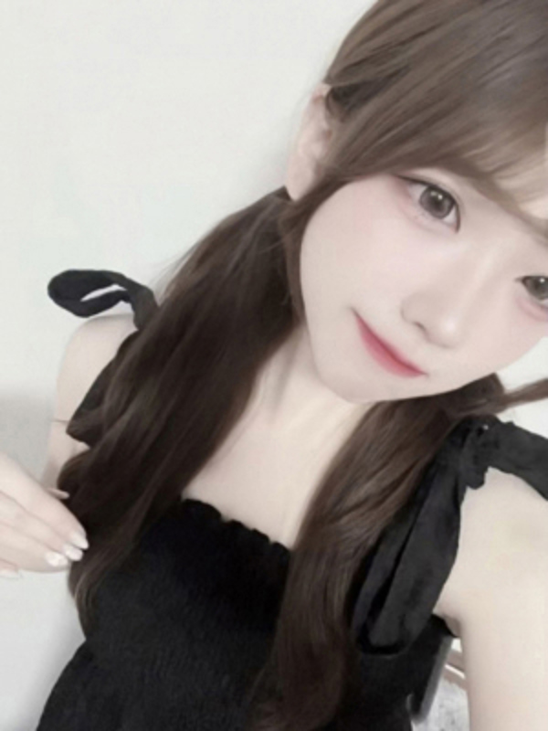 成瀬あいらの画像