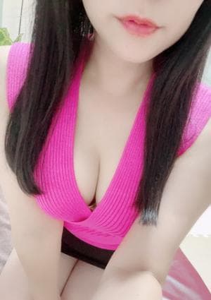 綾瀬　ななの画像