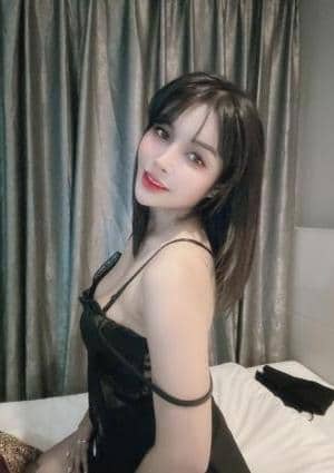 新人ミキの画像