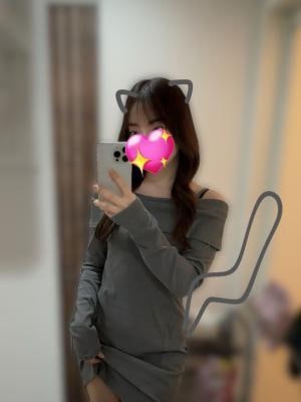 香坂すみれの画像